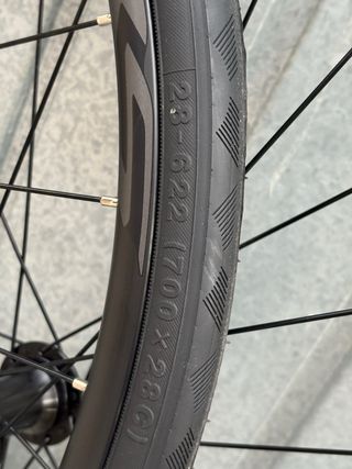 Ruedas Ctra Gravel Shimano RS Nuevas