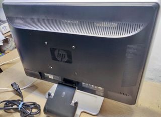 Monitor HP W2216V 22 pollici TN WSXGA+