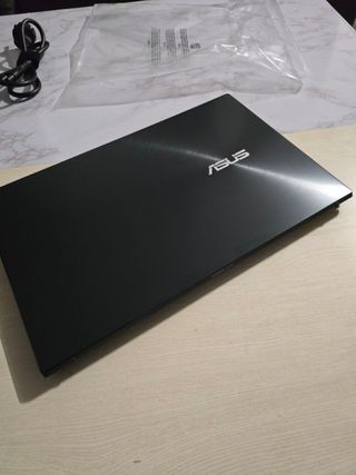 ASUS Zenbook Ryzen 7 5800H/16GB/512GB SSD/14"FHD