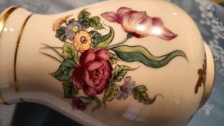 Potiche vintage decoro fiori e oro