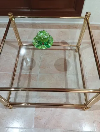 Mesas de centro cristal y metal dorado