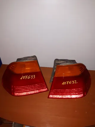 Pilotos Traseros BMW E46 320 (2000)