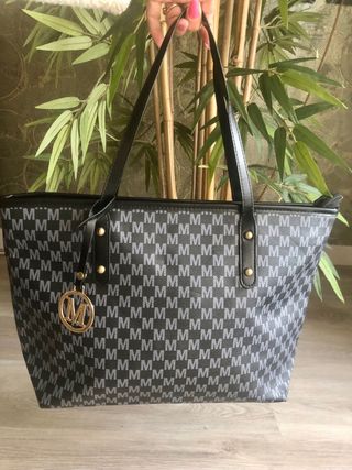 Bellissima borsa donna nuova