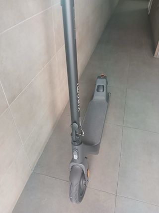 Patinete Eléctrico Xiaomi Gris