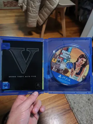 PS4: Call of Duty, Killzone, GTA V