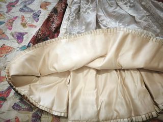 TRAJE FALLERA NIÑA: 2 CORPIÑOS, FALDA Y MANTELETAS