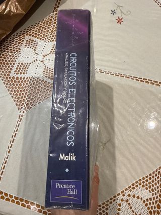 Circuitos electrónicos: Análisis, simulación y ...