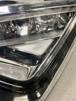 Foco LED Izquierdo SEAT Leon MK3