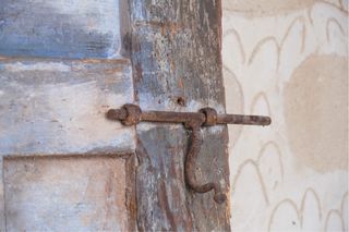 Puerta madera maciza antigua S.XIX