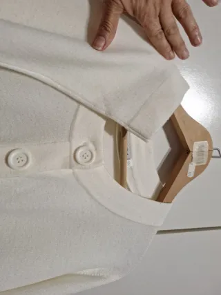 Cárdigan Blanco  crudo ,Talla XL super suave y cál