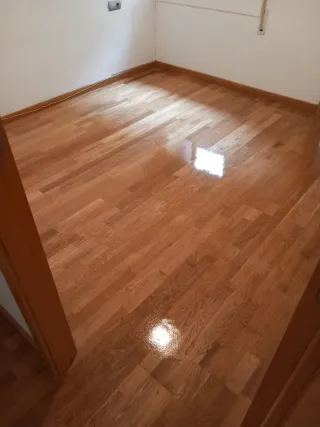 Servicio de restauración de parquet en BCN
