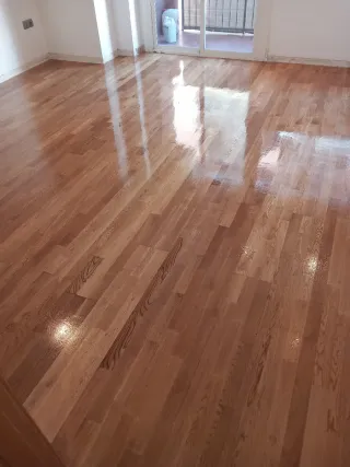 Servicio de restauración de parquet en BCN