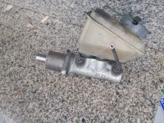 Bomba Central Travões Peugeot 205