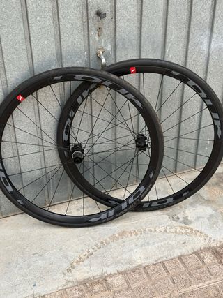 Ruedas MASSI TOUR DISC 30 con cubiertas