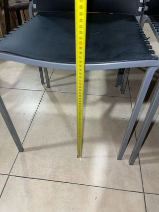 Pack 4 Sillas Plástico Duro y Metal