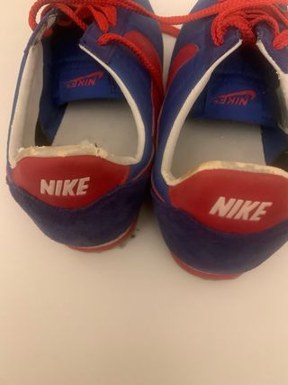 Zapatillas Nike Azules y Rojas