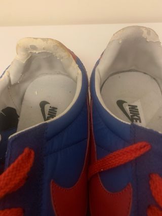 Zapatillas Nike Azules y Rojas