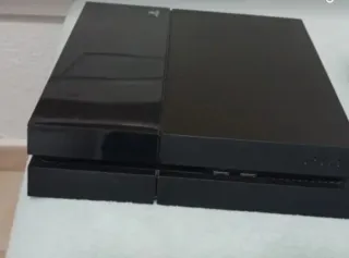 Consola Sony PS4 Negra
