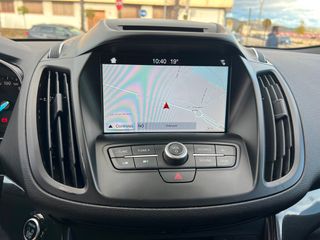 Ford Kuga 2.0 TDI titanium