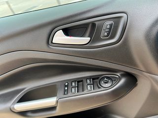 Ford Kuga 2.0 TDI titanium