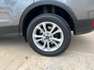 Ford Kuga 2.0 TDI titanium