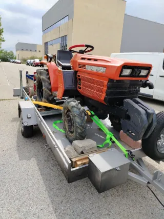 Tractor Kubota B1400