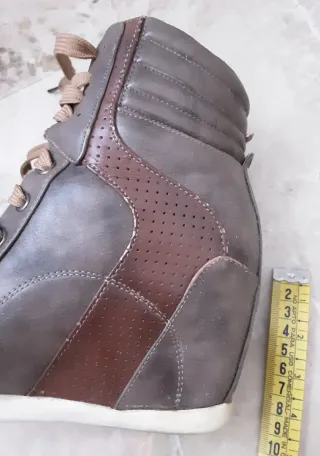 Zapatillas deportivas botín cuña interior tacón 39