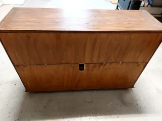 Aparador de madera pino