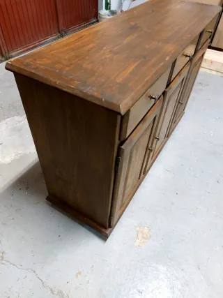 Aparador de madera pino