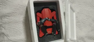 Dron LYZRC Rojo