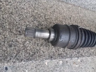 Transmissão Esquerda Peugeot 205