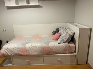 Cama juvenil con LED y USB