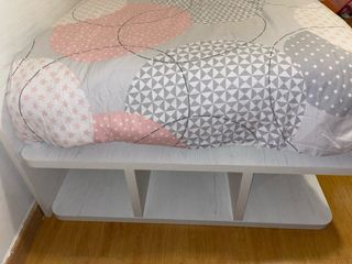 Cama juvenil con LED y USB