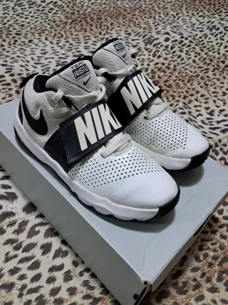 Scarpe Nike Bambino/a Bianche e Nere
