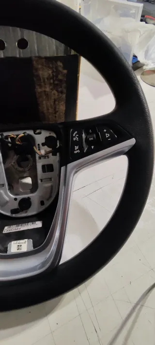 Volante Opel Astra J