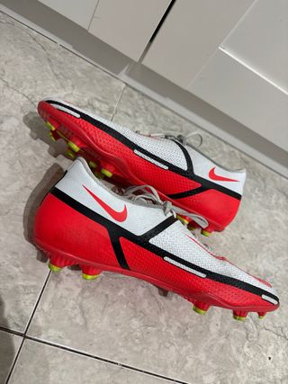 Botas de fútbol Nike Phantom