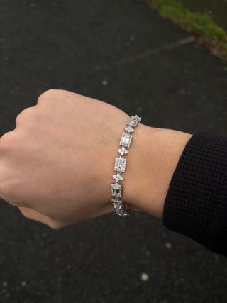 Pulsera de plata con brillantes