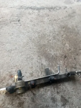 Rampa inyectores Opel Kadett 130 CV