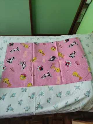 Piumone Titti e Silvestro invernale