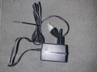 Tijeras Cortasetos/Cortacesped Black & Decker 7.2V