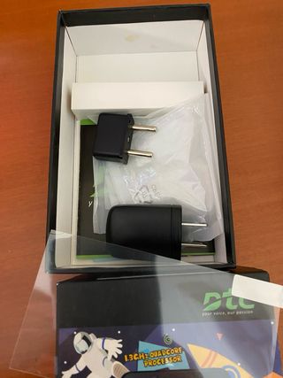 Móvil DTC Jupiter Plus (para piezas) + Auriculares