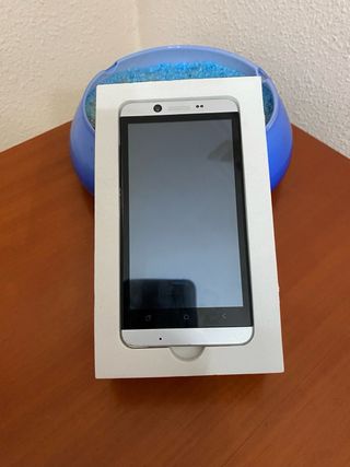 Móvil DTC Jupiter Plus (para piezas) + Auriculares