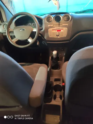 Ford Tourneo Connect 2012