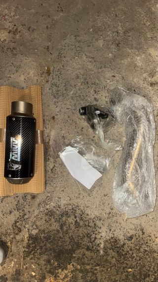 Escape Mivv Carbono Aprilia tuono V4