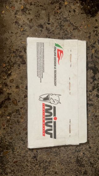 Escape Mivv Carbono Aprilia tuono V4