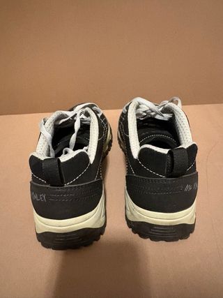 Scarpe outdoor McKinley pelle nera taglia 36