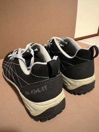 Scarpe outdoor McKinley pelle nera taglia 36