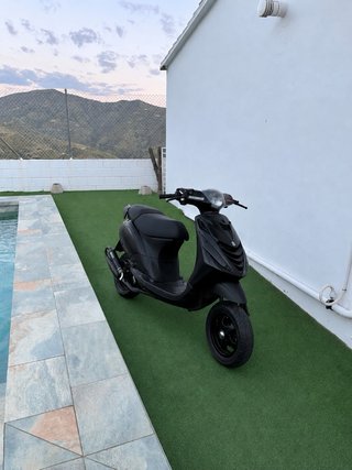 Piaggio Zip SP Negra