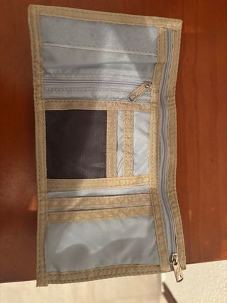 Cartera Rip Curl Floral Beige y Rosa