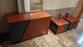 Conjunto Muebles Dormitorio Madera y Cristal